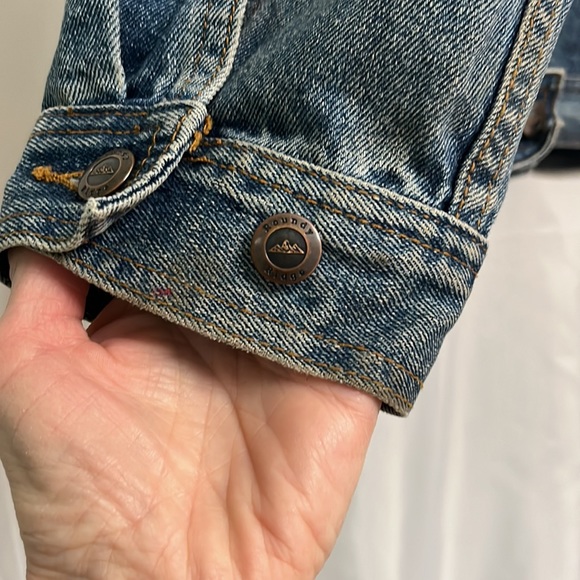 Vintage Roundy Ridge Jean Jacket - Picture 11 of 12